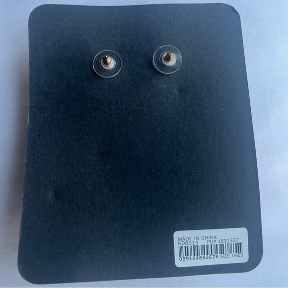 🌹 J. Crew Vibrant Red Floral Statement Earrings - Picture 4 of 4